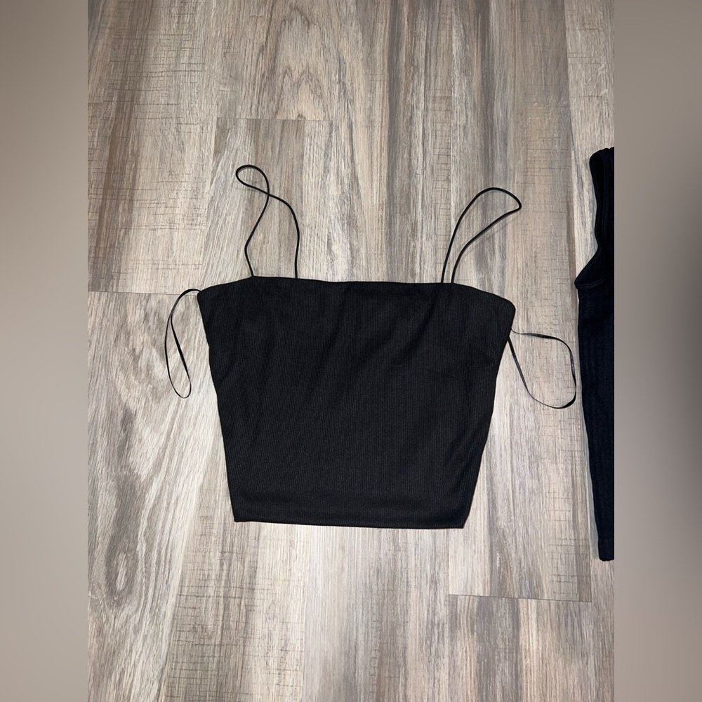 Tops and short set - Picture 5 of 12